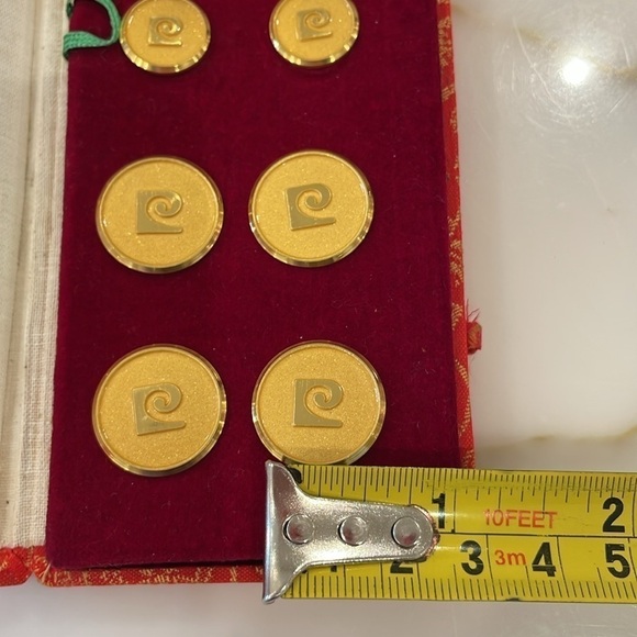 Pierre Cardin Vintage Gold Brass? Button Set—NEW!! Never Used—Great!! - Picture 4 of 7